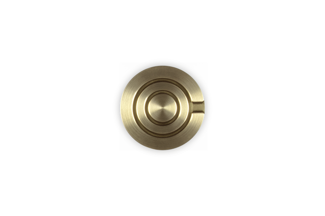 Signature Crucible Knob 4.5cm Light Gold image number 4
